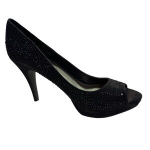 Fergalicious by Fergie Ruby Black 4” Studded Platform Dress Heel Size 8